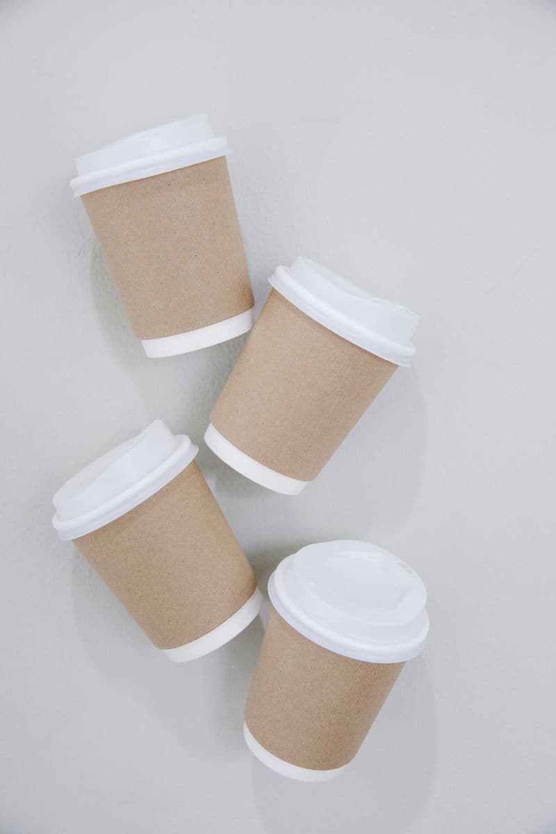 Paper cups with plastic lids